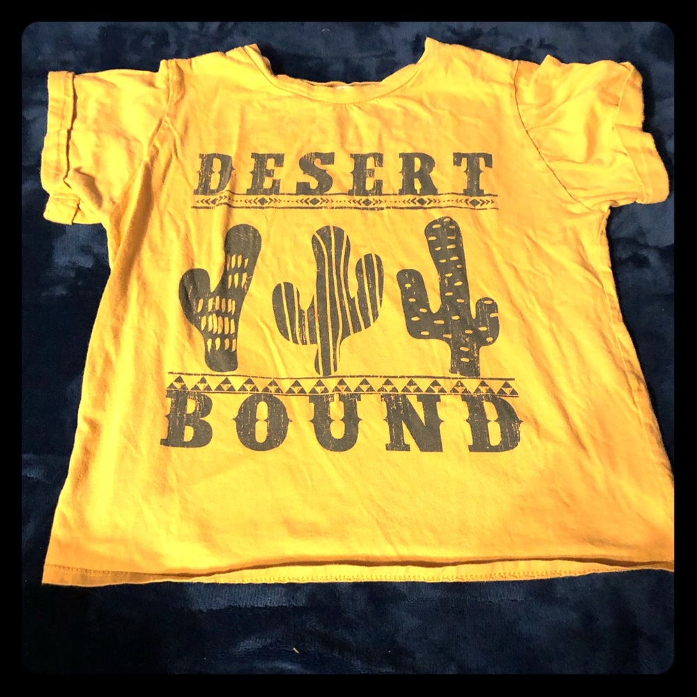 Cute desert themed short sleeve
